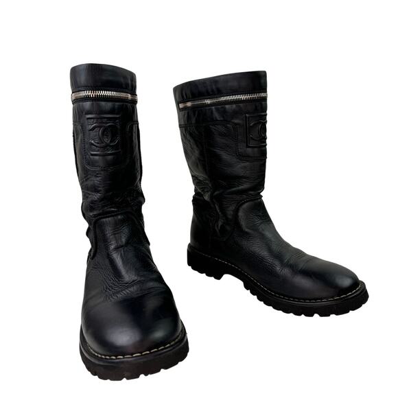 CHANEL CC Logo Black Leather Quilted Boot Zipper Motorcycle Biker Iconic 41 RARE - Picture 1 of 12